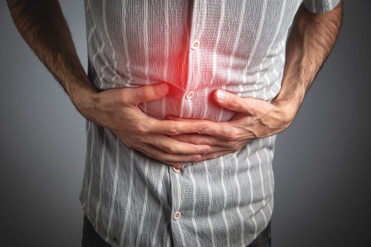 Abdominal discomfort caused by a recurrent hernia